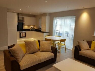 Brentwood Two Bedroom Apartments by IR