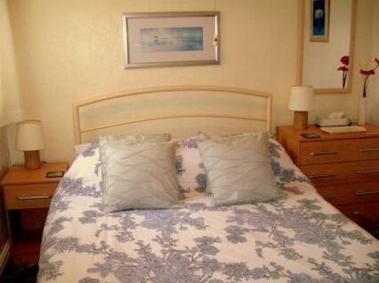 Summerfield Guest House - Photo5
