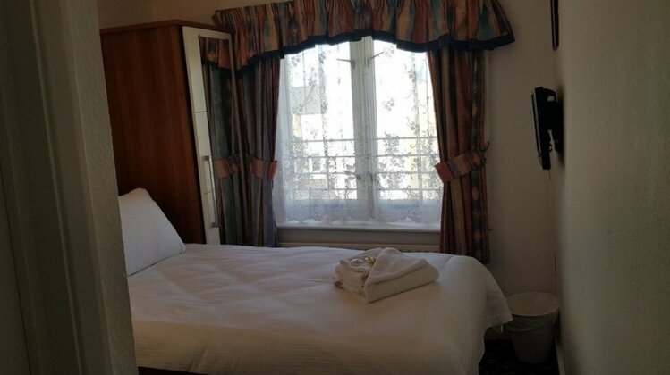 Andorra Guest Accommodation - Photo4