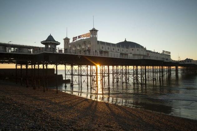 Brighton Getaways-Channel View
