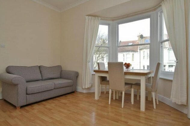 Contemporary 2 bedroom apartment in Brighton - Photo3