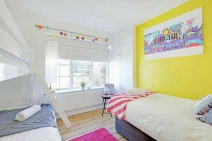 Sunny Cottage - Central Brighton Lanes - Sleeps 2 to 8 guests