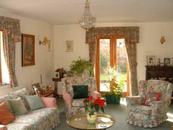 Tythe House Bed & Breakfast - Photo3