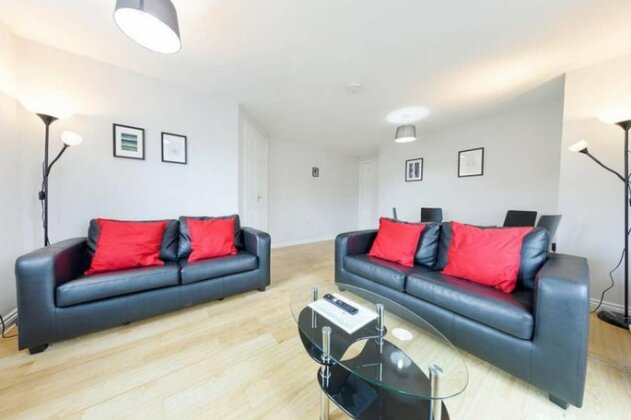 Luxury Apartment in Filton with Free Parking Bristol - Photo3
