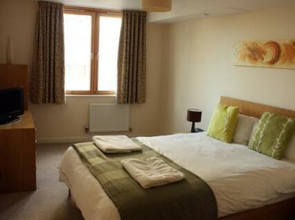 Your Space Serviced Apartments The Crescent - Photo2
