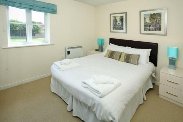 Your Stay Bristol Orchard Gate Apartments - Photo4