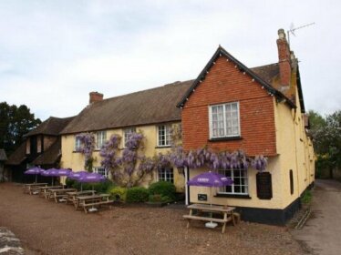 Red Lion Broad Clyst