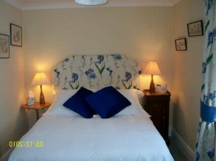 Bowes House Bed and Breakfast - Photo4