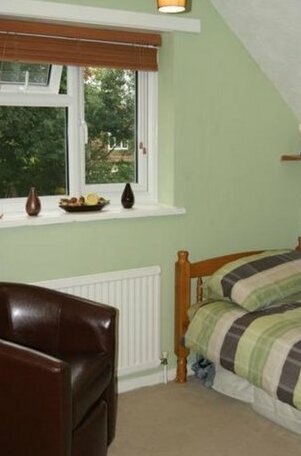 Homestay - Clean home 1 Single in Burgess Hill