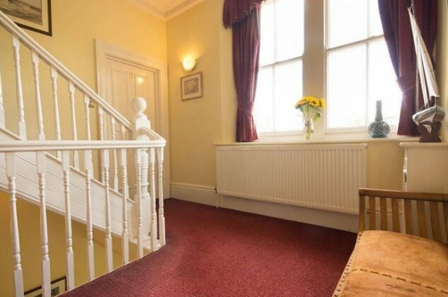 9 Green Lane Bed And Breakfast - Photo4