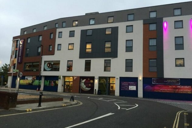 Premier Inn Camberley - Photo5