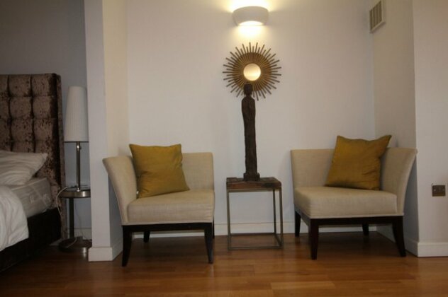 Lux Living Apartments - Marino Place - Photo2