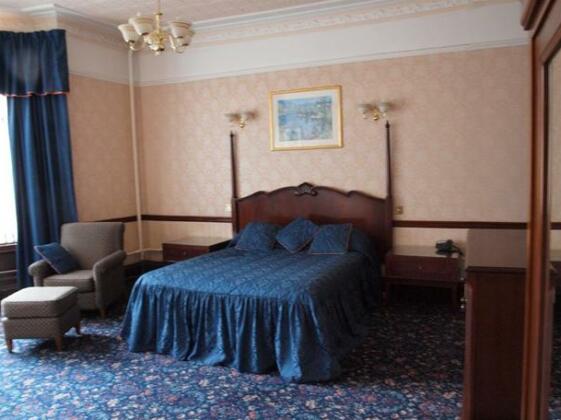 Argyll Arms Hotel - Photo5