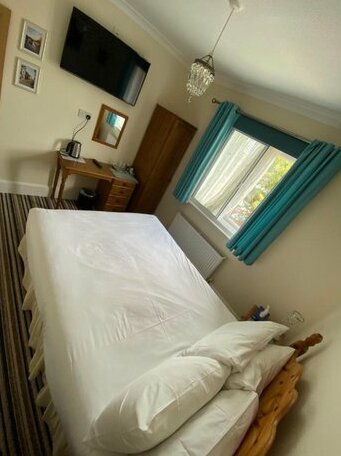 Four Seasons Bed and Breakfast Canterbury - Photo2