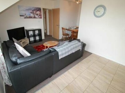 2 Bed Apartment Llandaff Cardiff By Cardiff Holiday Homes - Photo3