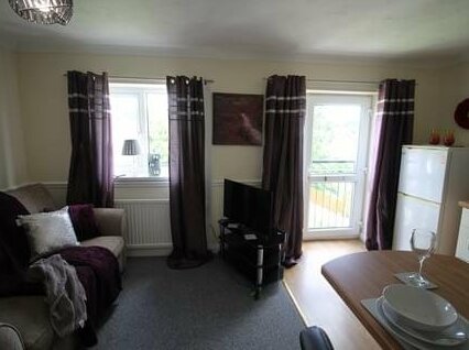 Ardwyn One bedroom Apartment by Cardiff Holiday Homes - Photo5
