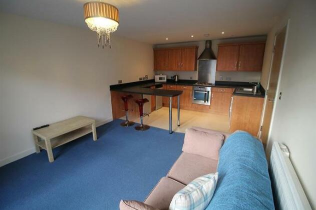 Cardiff Central Holiday Flat - Photo5