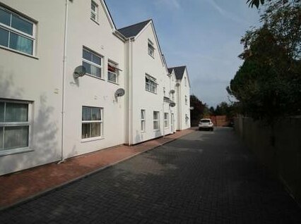 Maplewood Apartments by Cardiff Holiday Homes - Photo3