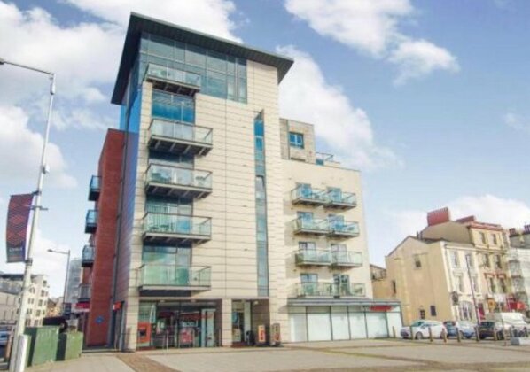 Quayside Apartment in Cardiff Bay