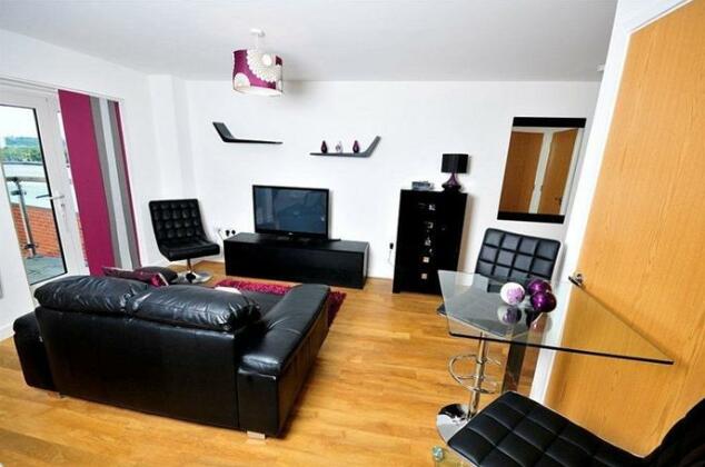 Quayside Serviced Apartments - Photo5
