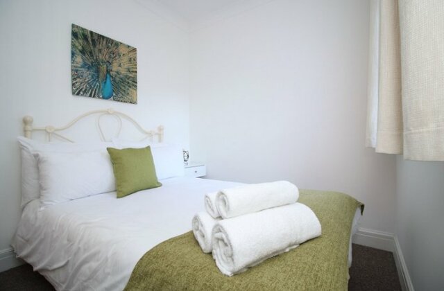 Stay In Cardiff Canton St John's Court Apartment - Photo3