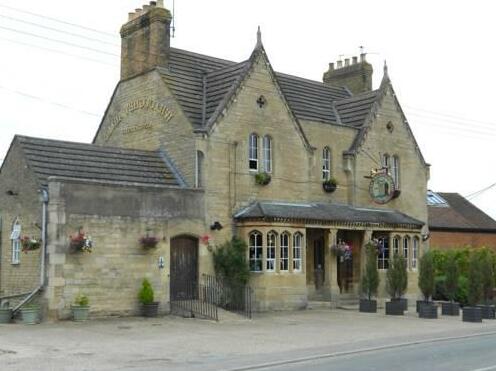Willoughby Arms - Photo2
