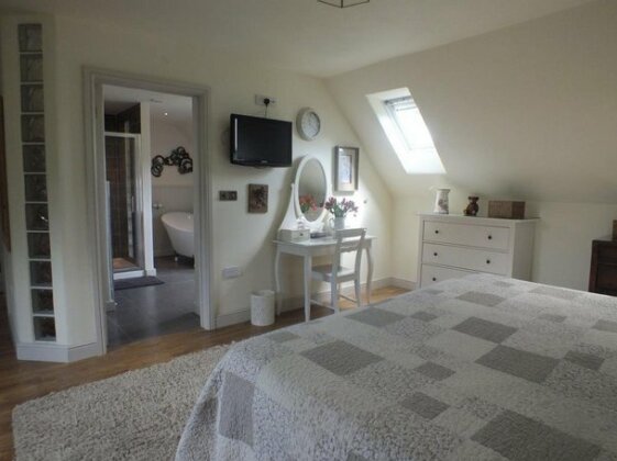 Baytree Bed and Breakfast Carmarthen - Photo4