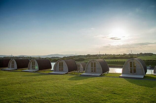 Let's Go Hydro Glamping - Photo3