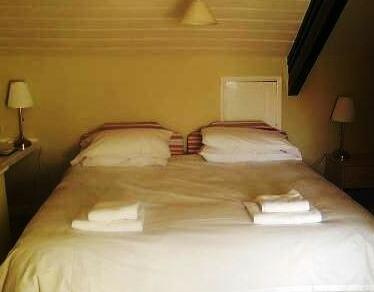 Abbots Tea Room Bed & Breakfast - Photo3