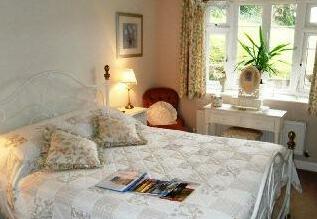Sollom Voe Bed & Breakfast Chalford Stroud England - Photo3
