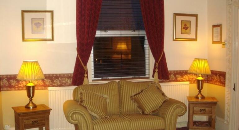 Watermead Guest House - Photo4