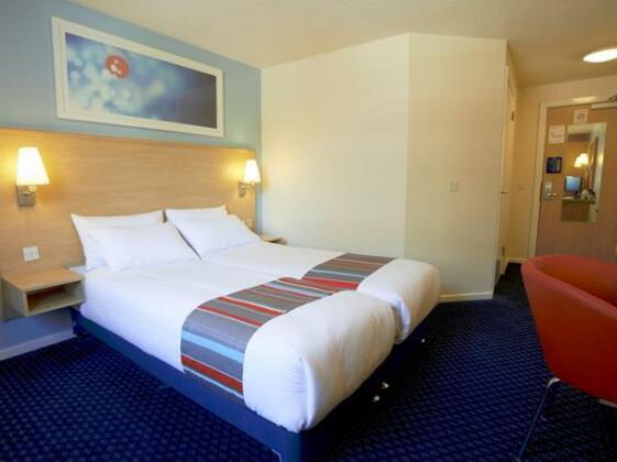 Travelodge Chertsey - Photo4