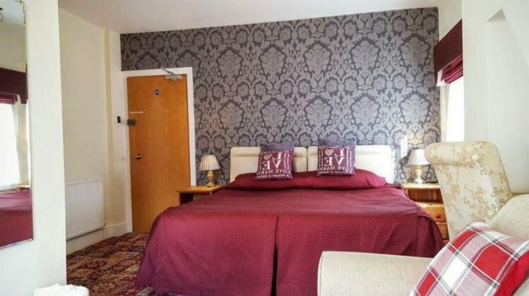 Chester Brooklands Bed And Breakfast - Photo2