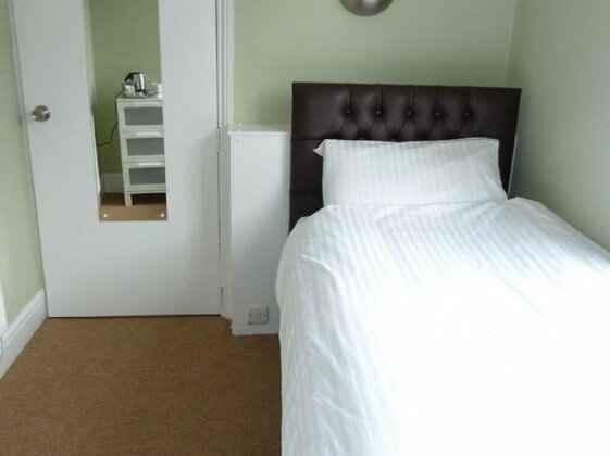 Grosvenor Place Guest House - Photo5