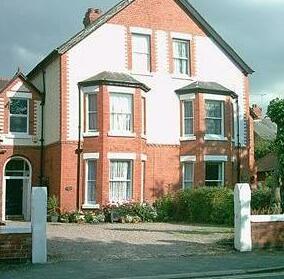 Shenley Lodge Bed & Breakfast Chester