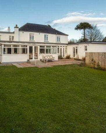 Chillington House - Photo2