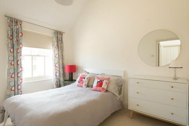 My Place Go - Cirencester - Photo3