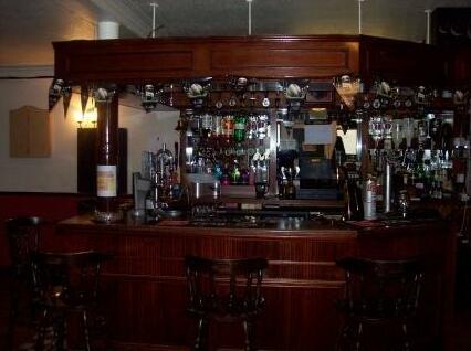 Newcastle Arms Hotel - Photo3