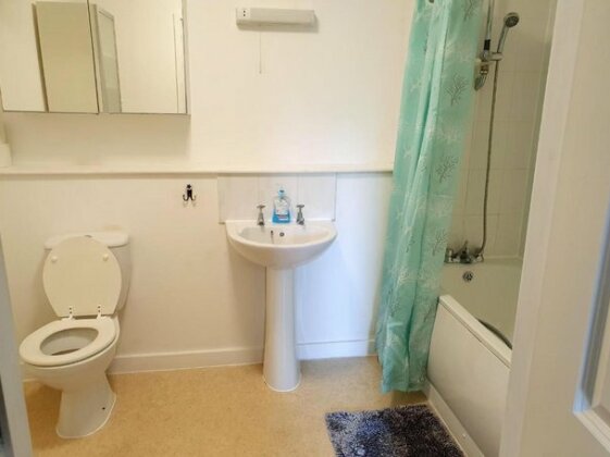 Bright Clean Secure Cosy and Spacious flat in Coventry City Centre - Photo4