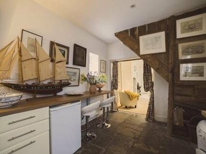 Bars Hill Cottage - The Best Kept Little Secret in Old Town Cowes - Photo3
