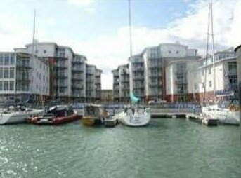 Waterside Apartment Cowes