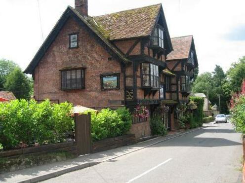 The Fox And Hounds Pub Crawley Winchester