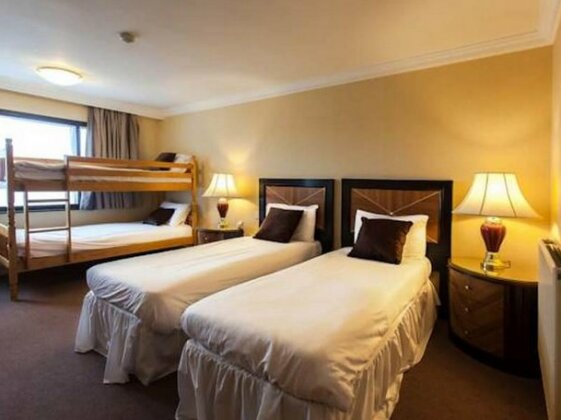 Europa Gatwick Hotel & Spa