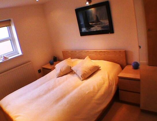 Earle House Serviced Apartments