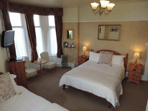 Bron Rhiw Guest House - Photo2
