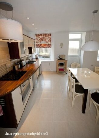 Crieff Armoury Luxury Self Catering Apartment - Photo5