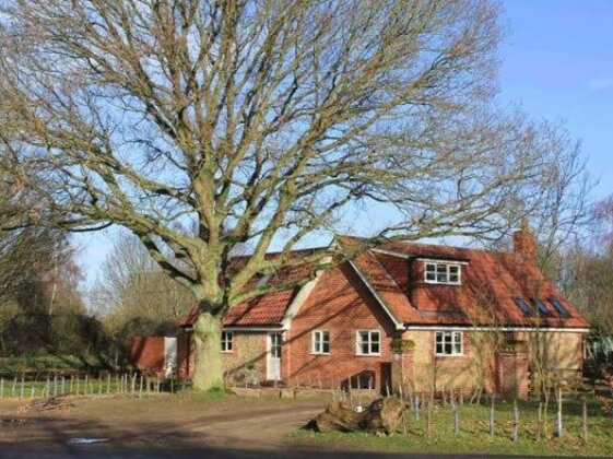 Oak Tree Lodge Crostwick