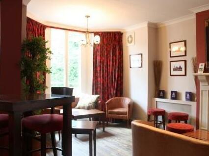 Waterloo Hotel Crowthorne - Photo3