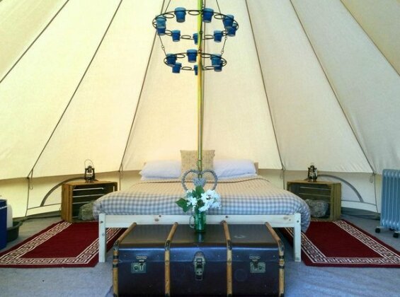 Oxford Riverside Glamping