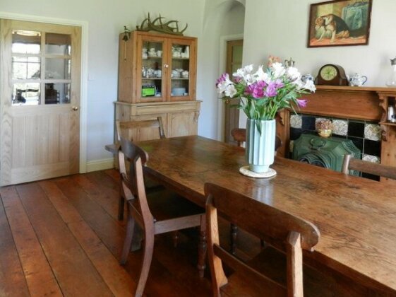 Cilwen Country House Bed and Breakfast - Photo4